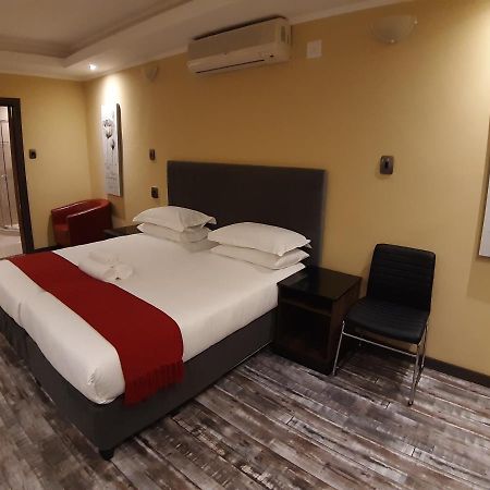 Citystay Ladybrand Екстер'єр фото