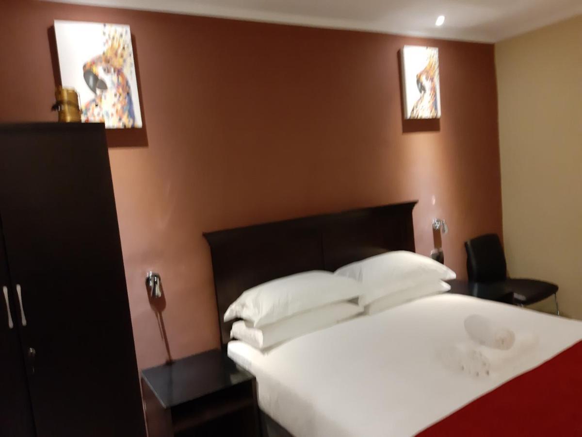 Citystay Ladybrand Екстер'єр фото