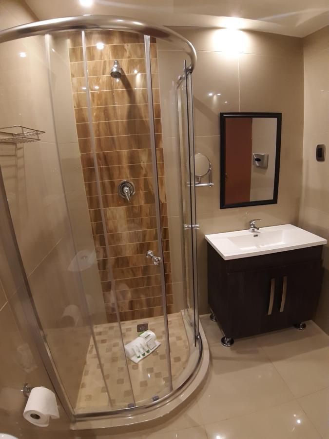 Citystay Ladybrand Екстер'єр фото
