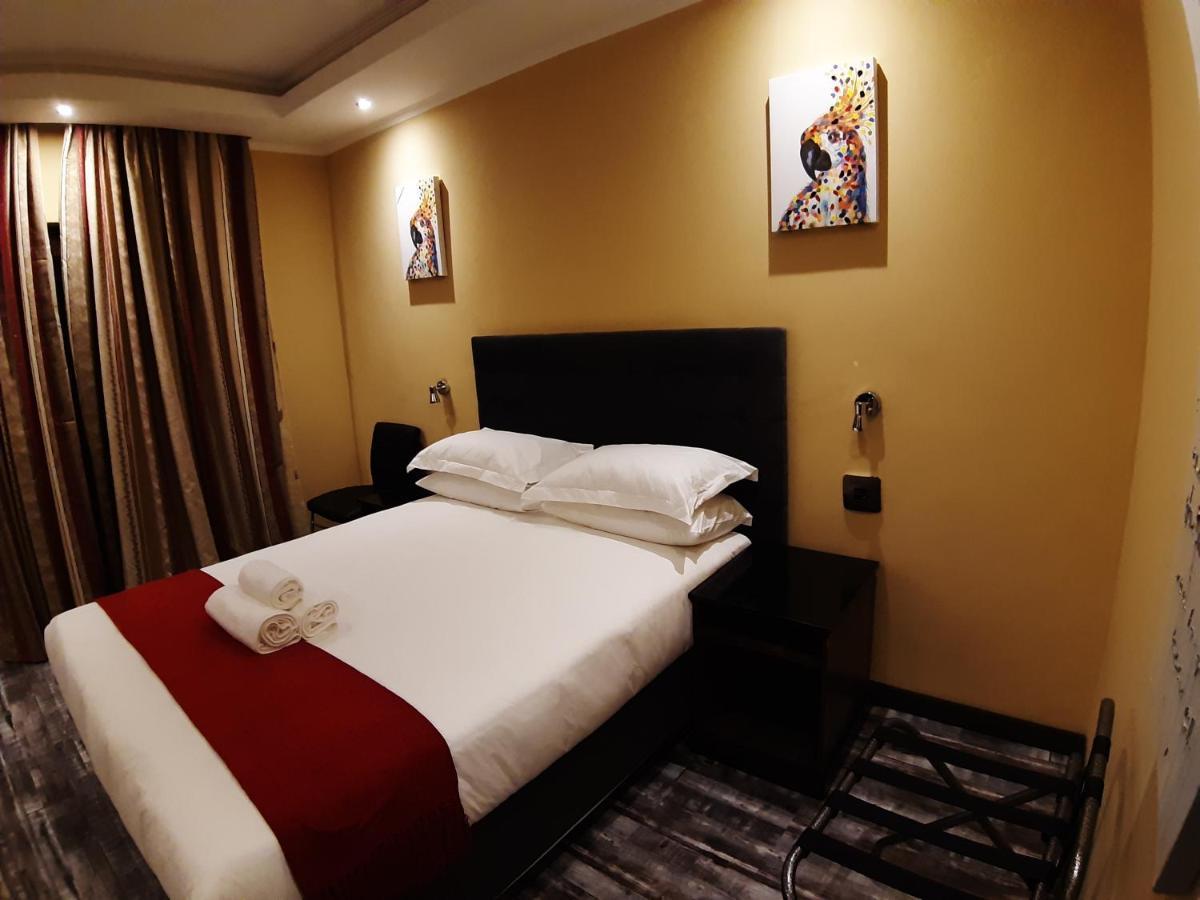Citystay Ladybrand Екстер'єр фото