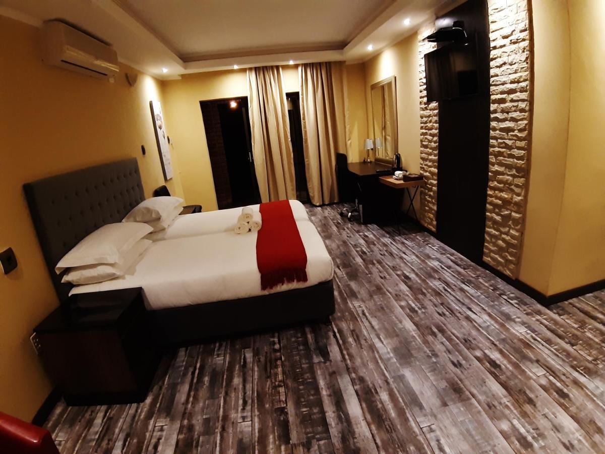Citystay Ladybrand Екстер'єр фото