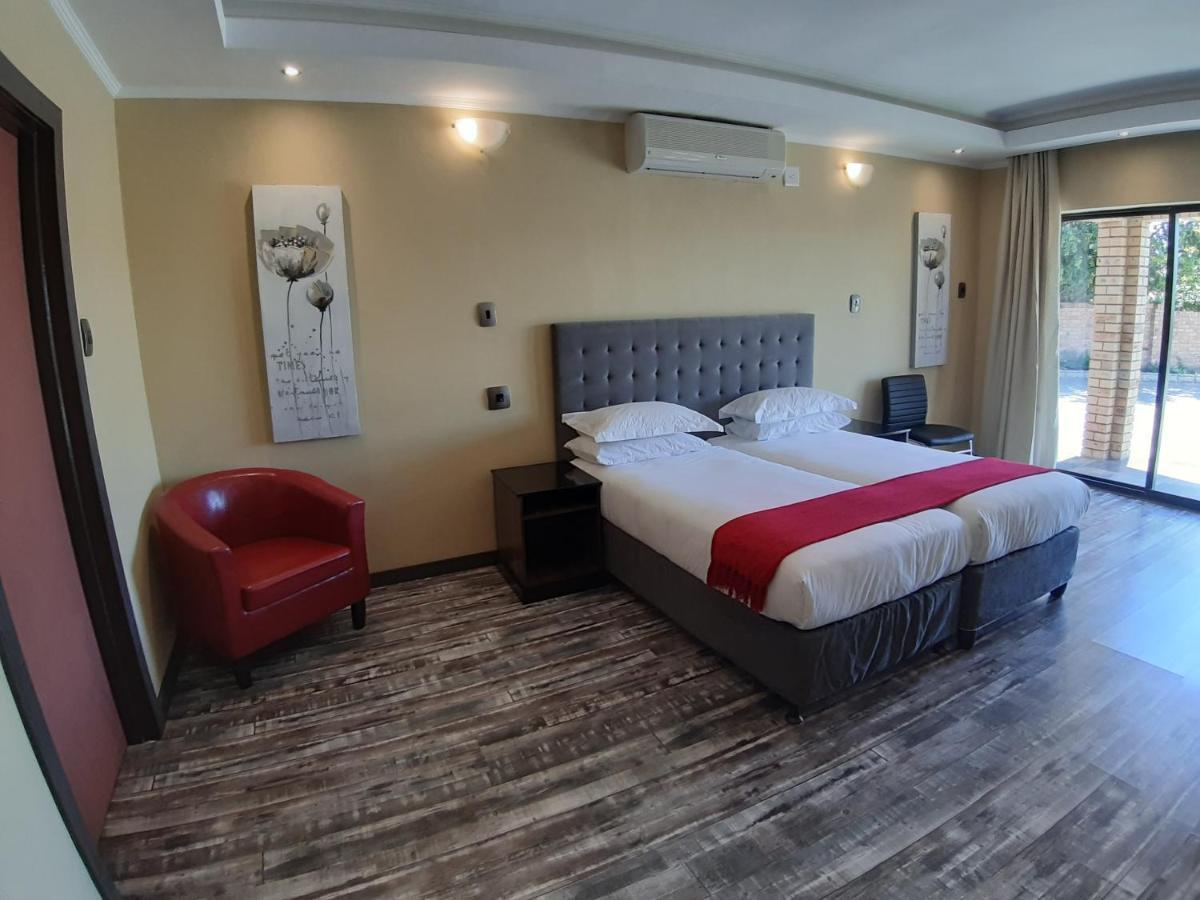 Citystay Ladybrand Екстер'єр фото