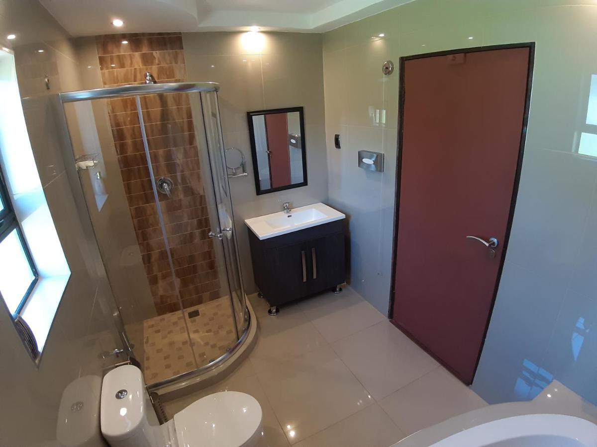 Citystay Ladybrand Екстер'єр фото