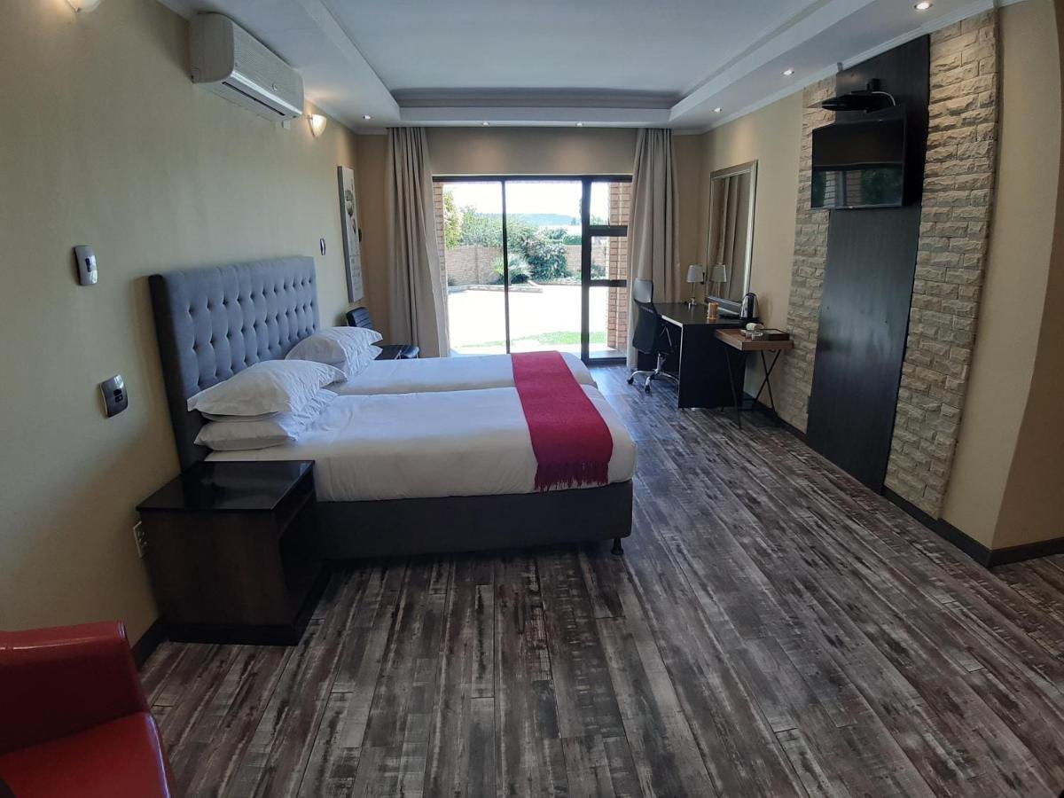 Citystay Ladybrand Екстер'єр фото