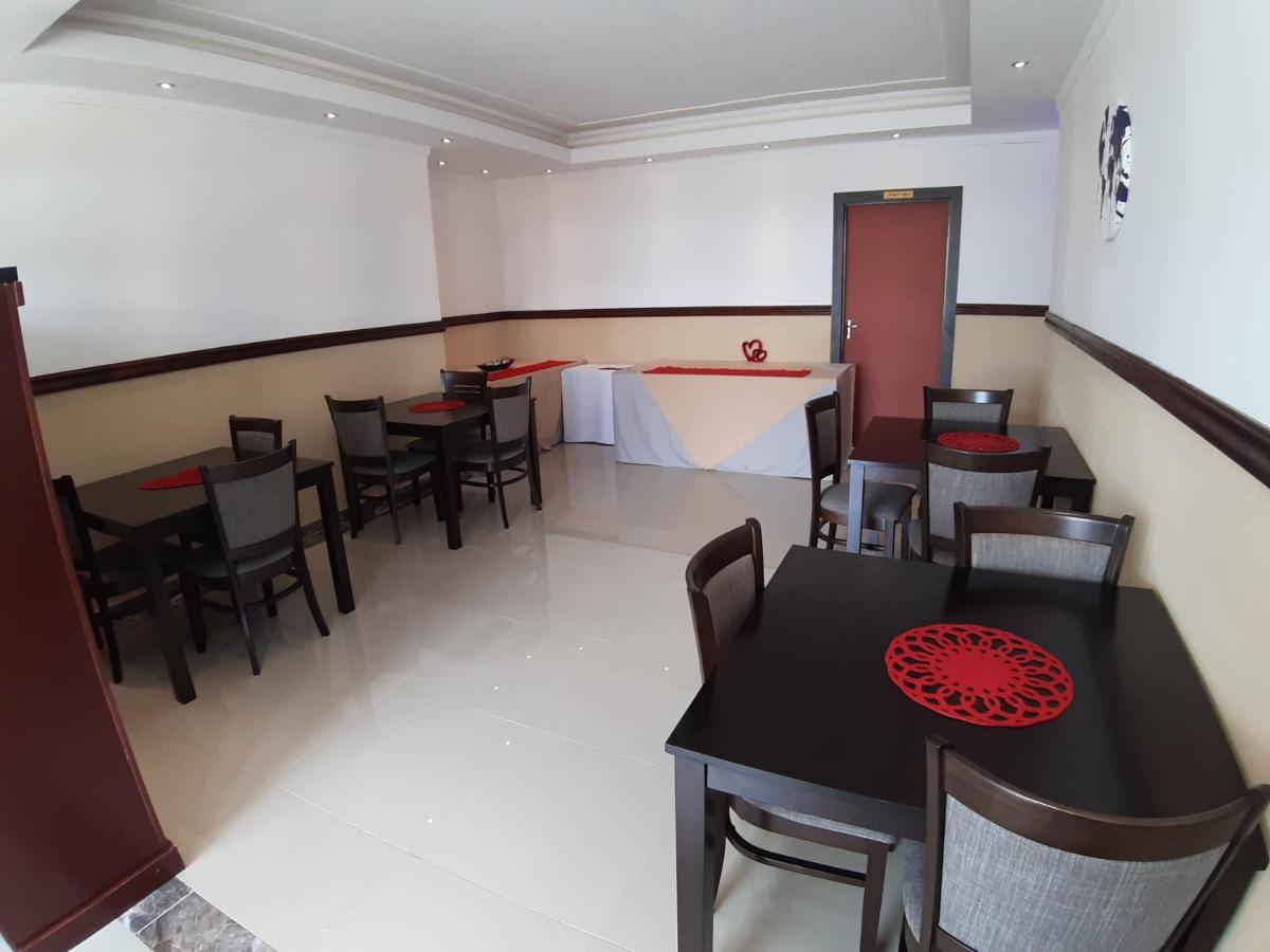 Citystay Ladybrand Екстер'єр фото